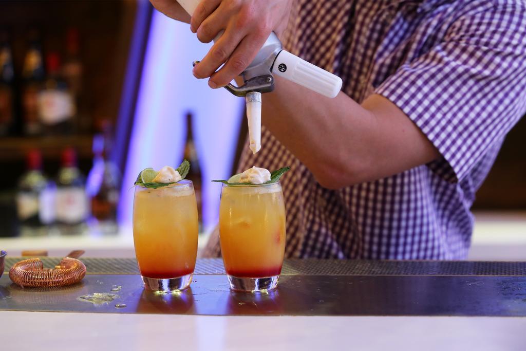 伊利特城市度假酒店 卡拉马塔 外观 照片